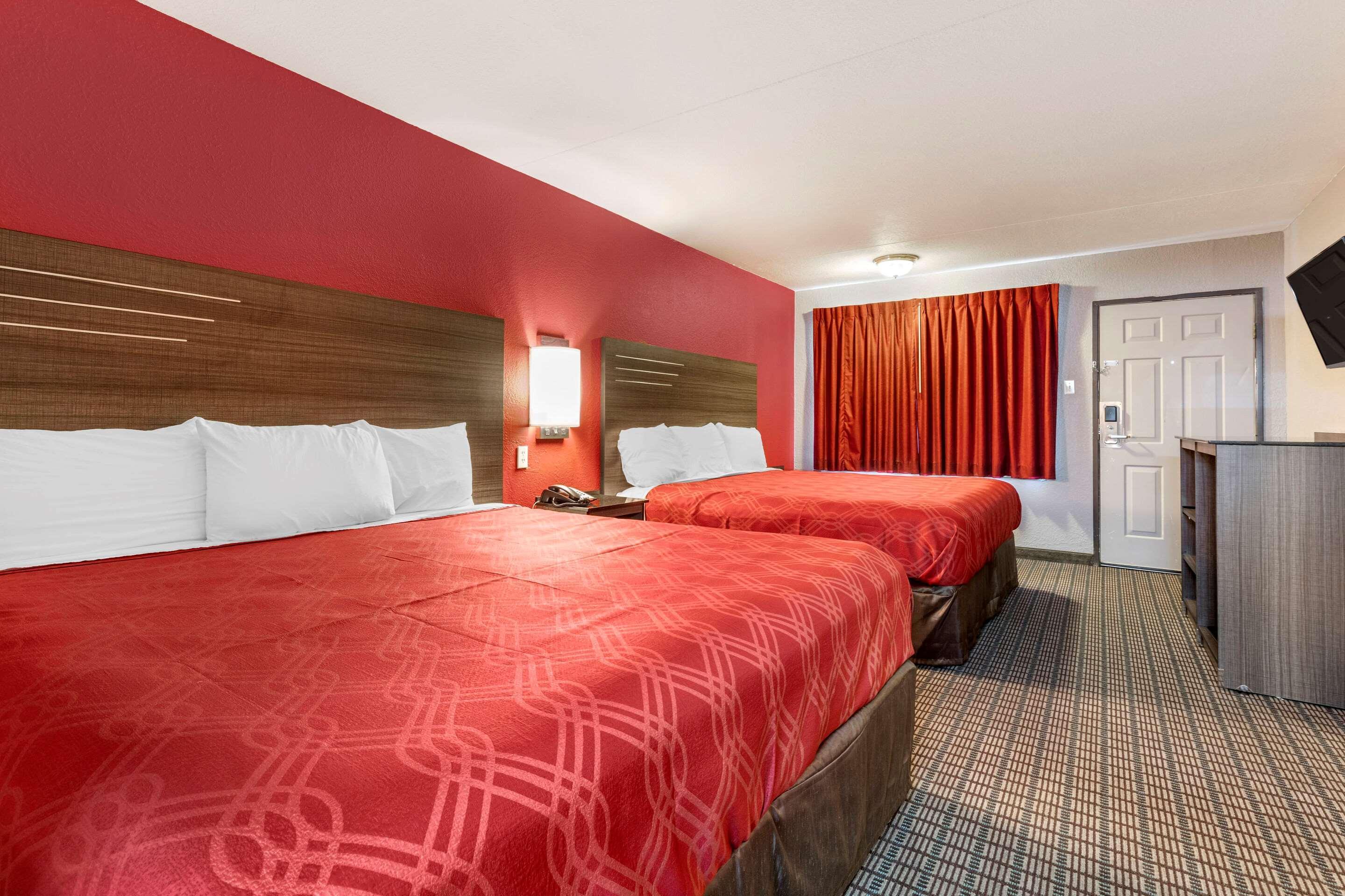 อีโคโน ลอดจ์ เนียร์ วิชิตา ฟอลล์ อีเวนต์ เซ็นเตอร์ Motel วิชิตาฟอลส์ ภายนอก รูปภาพ