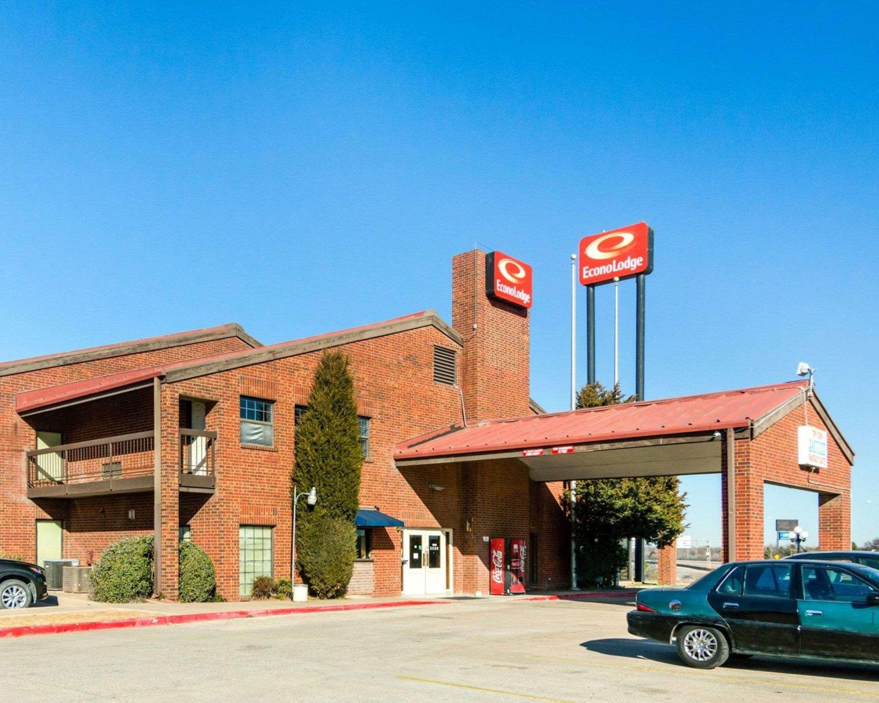 อีโคโน ลอดจ์ เนียร์ วิชิตา ฟอลล์ อีเวนต์ เซ็นเตอร์ Motel วิชิตาฟอลส์ ภายนอก รูปภาพ