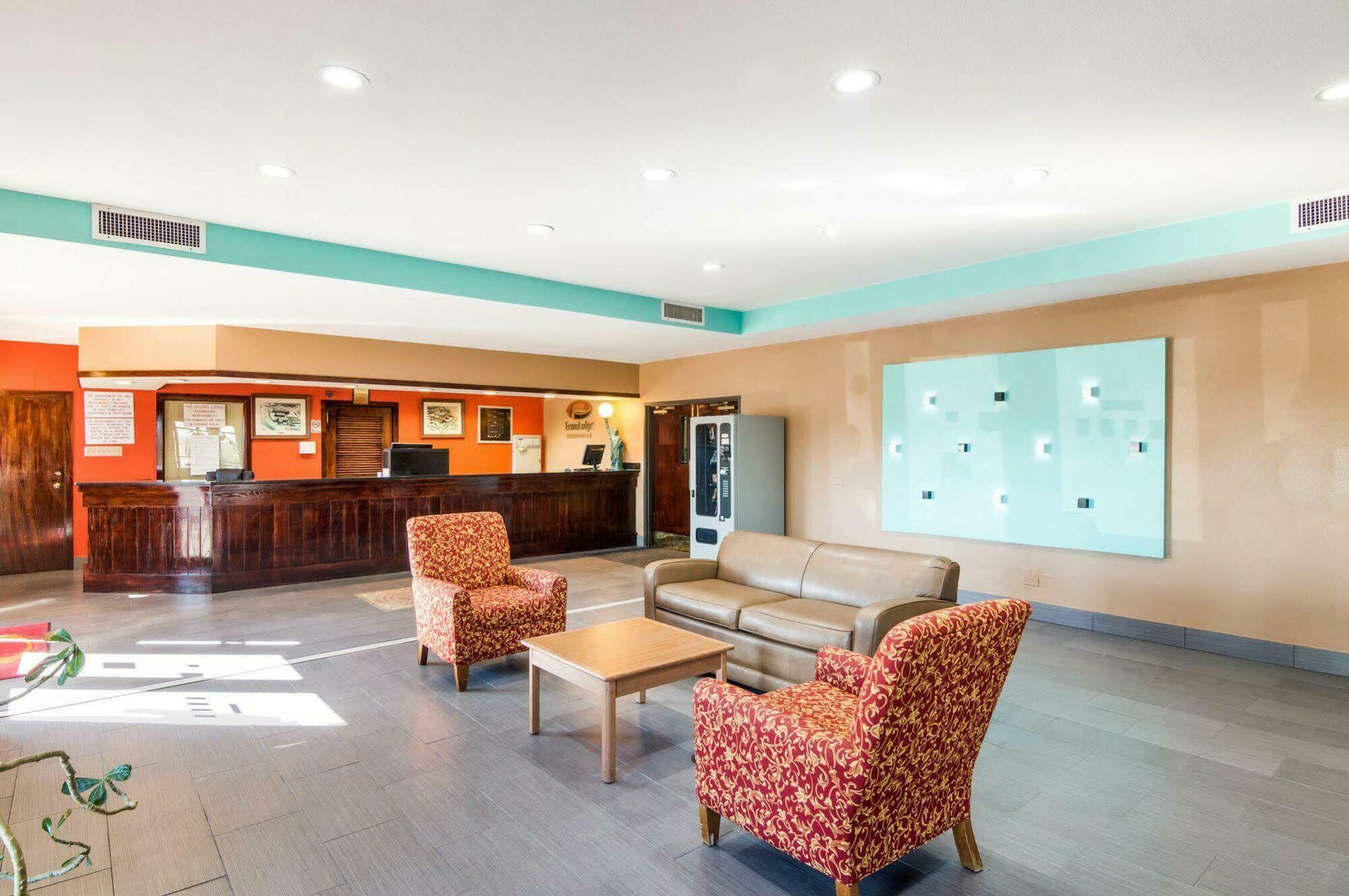 อีโคโน ลอดจ์ เนียร์ วิชิตา ฟอลล์ อีเวนต์ เซ็นเตอร์ Motel วิชิตาฟอลส์ ภายนอก รูปภาพ